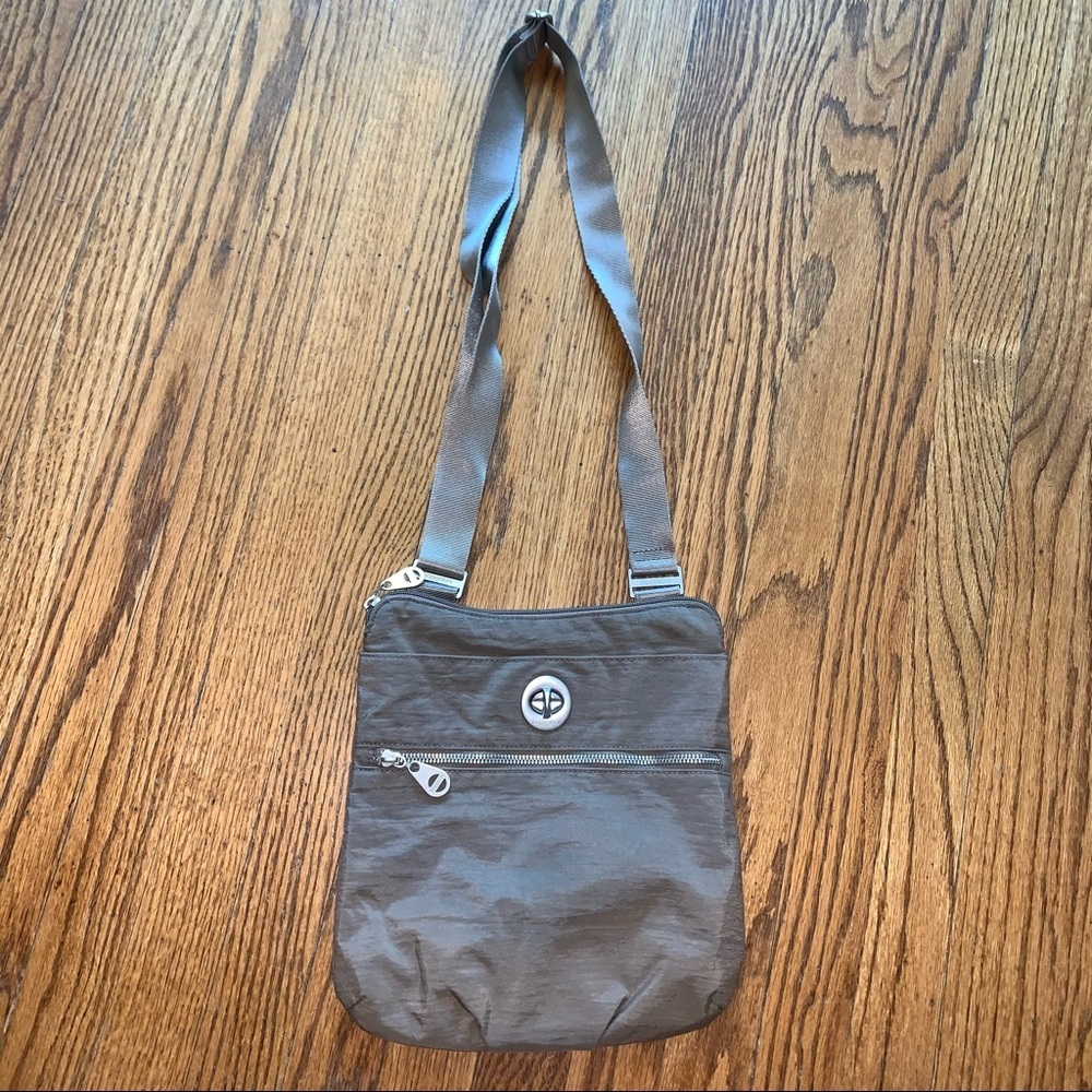 Baggallini Brown Nylon Crossbody Purse Travel Bag